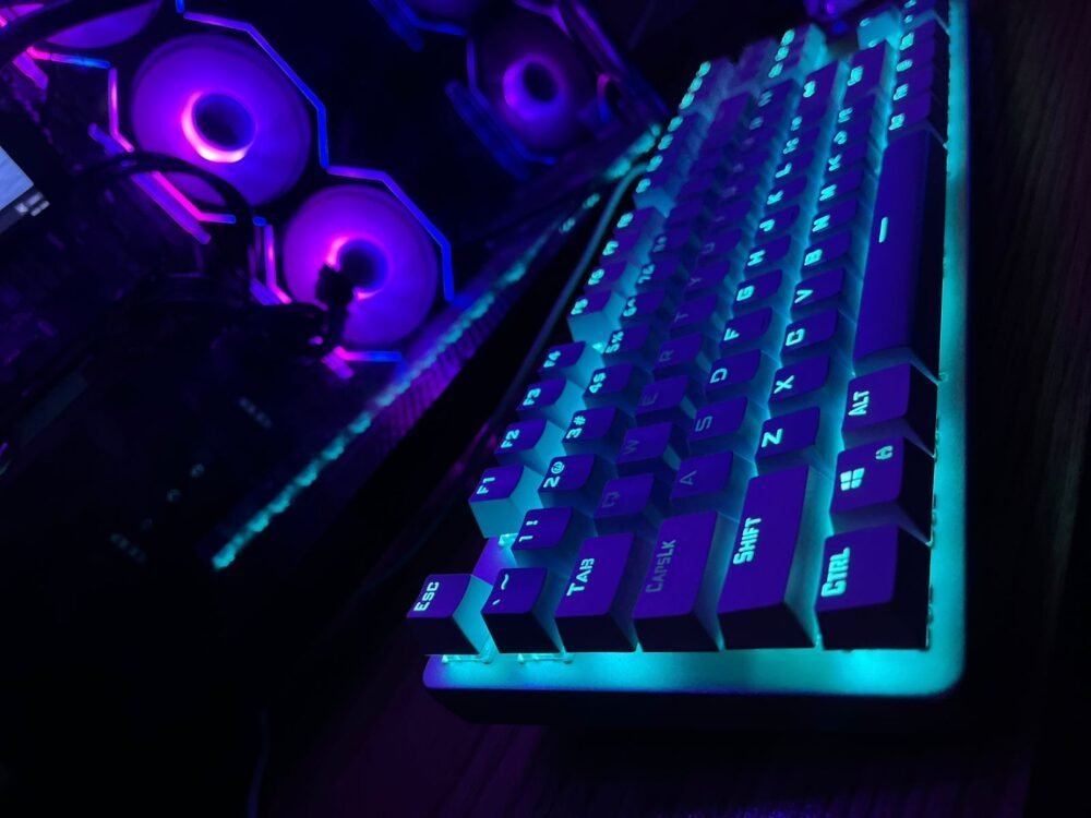 "KEYBOARD MECHANICAL HP "TKL - الصورة 4