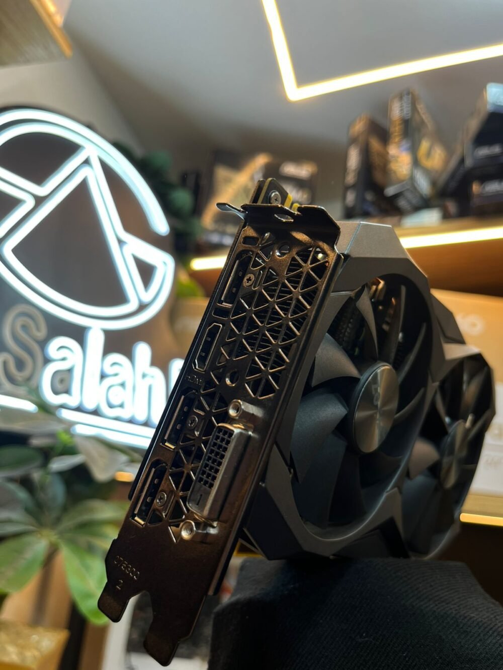 ⁦ZOTAC GEFORCE GTX1070Ti MINI 8GB DDR5⁩ - الصورة ⁦4⁩