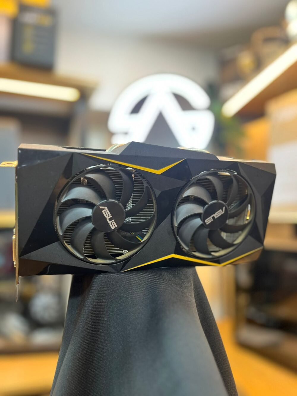 ⁦ASUS GTX 1660 SUPER RGB⁩ - الصورة ⁦4⁩