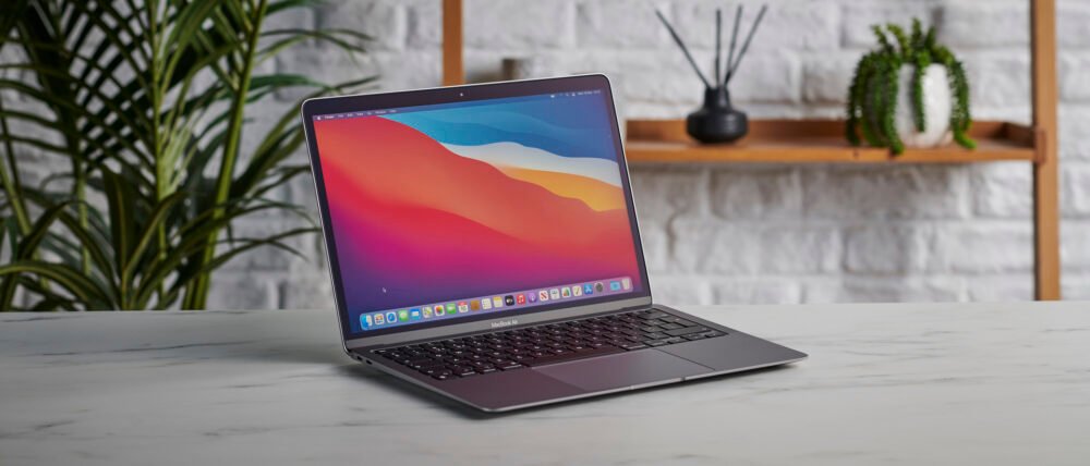 ⁦Apple MacBook Air M1 A2337 M1 2021 8GB 128GB Apple M1 GPU 13.3" Retina 4K⁩ - الصورة ⁦2⁩