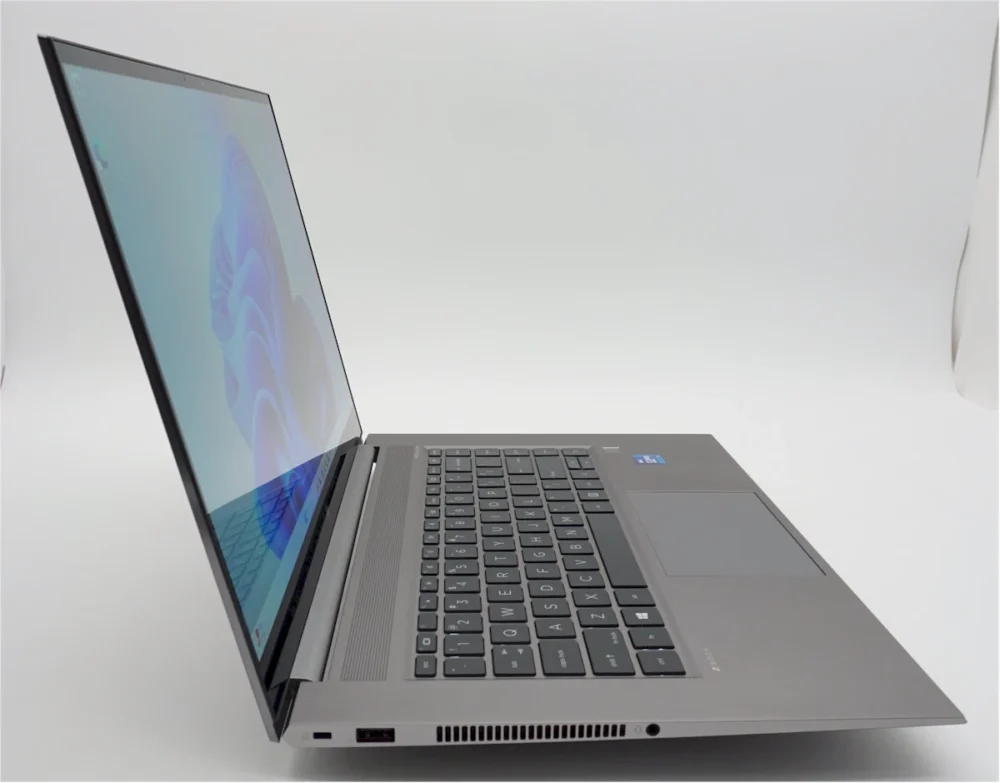 ⁦HP Zbook G8 Studio i7-11850H 32GB 512GB Nvidia Quadro T1200 4GB DDR6 15.6"⁩ - الصورة ⁦2⁩