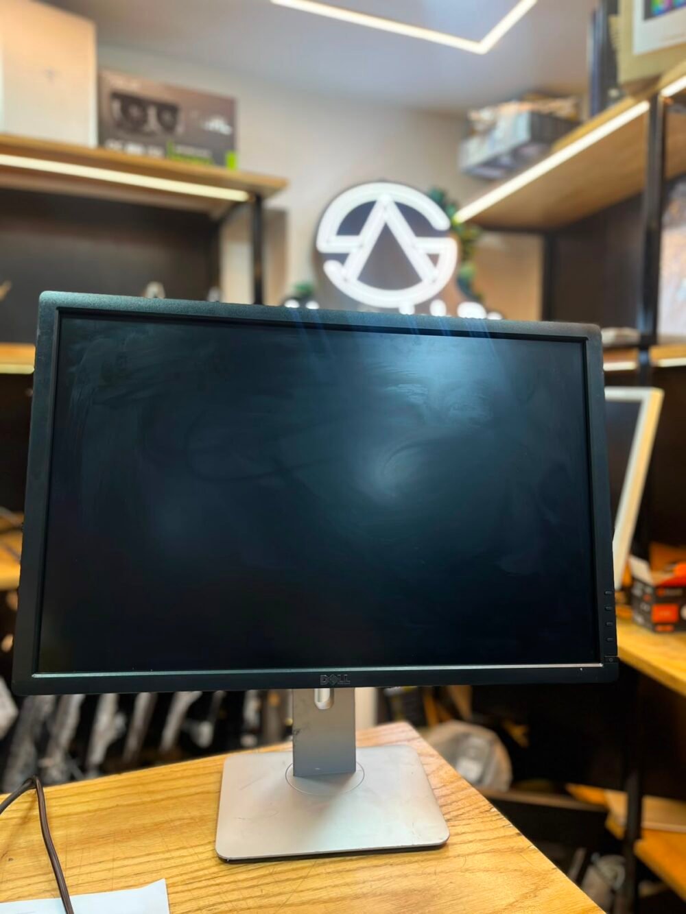 SCREEN DELL 24inch LED 60hz ملهاش مخرج hdmi