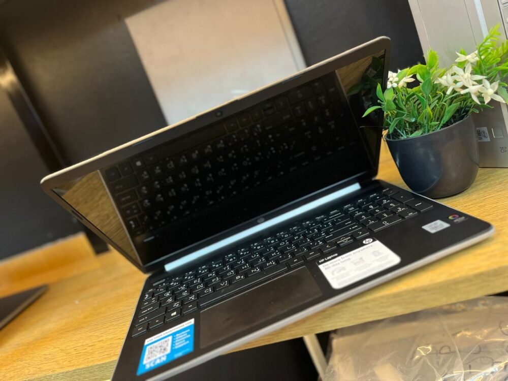 HP Glossy 15dv