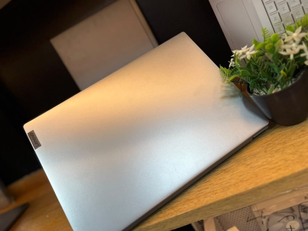 Lenovo IdeaPad 3 15IIL05