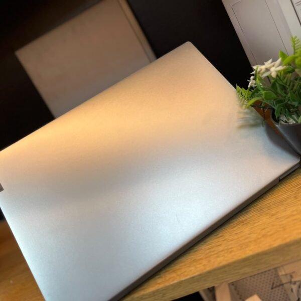 Lenovo IdeaPad 3 15IIL05